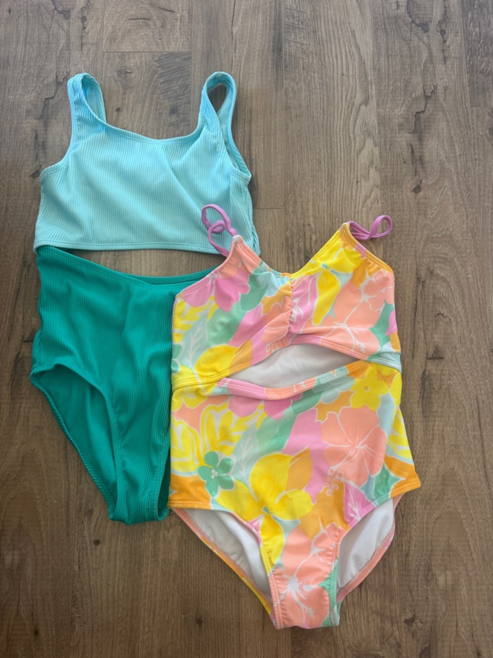 Girls Two-Piece Swim Set in Mint, Teal & Floral